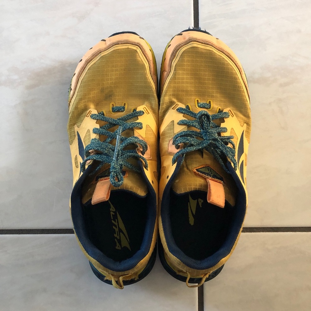 Altra Lone Peak 6 Trail Running Shoes Mens Size 9.5 Grippy Tread Orange